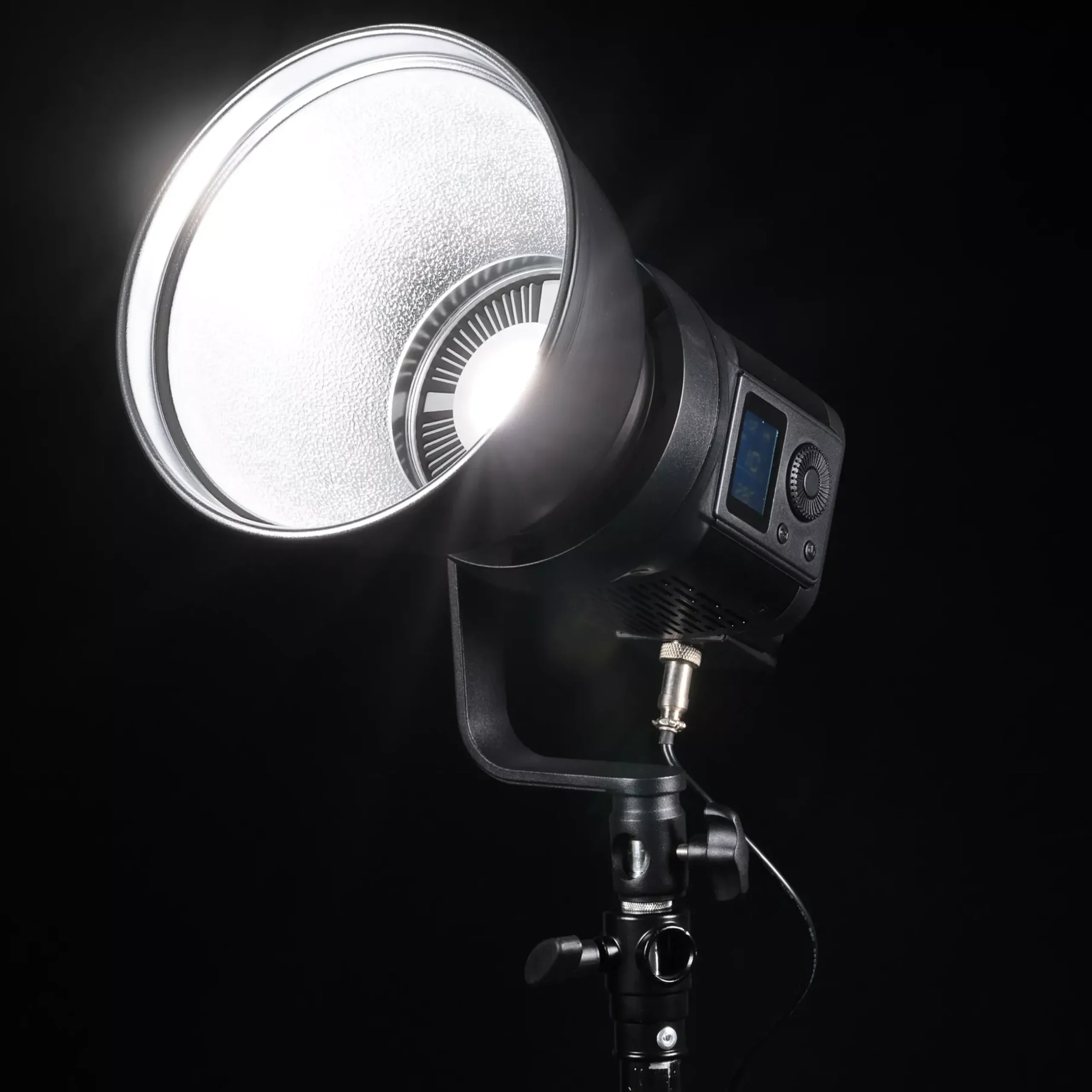 Bresser Led Studiolampen>BR-120SL COB LED Studiolampe 120W mit Bowens-Anschluss für Softboxen